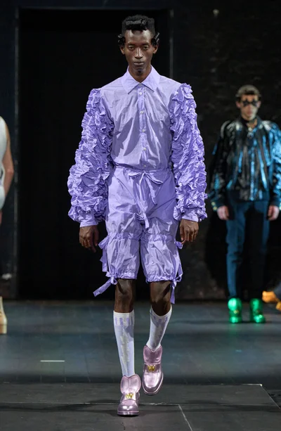 Look 18